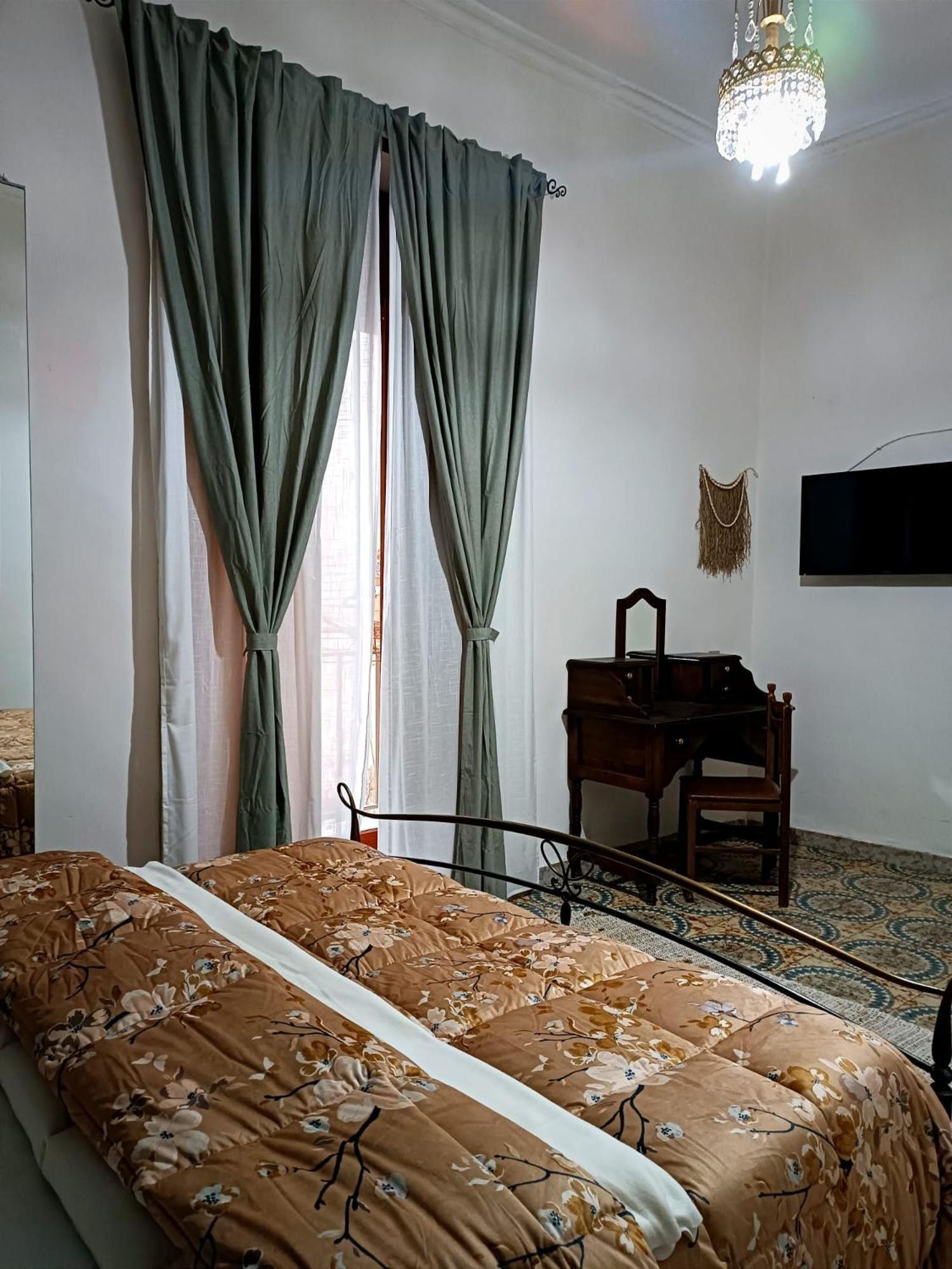 Boric Home -Centro Storico - เนเปิลส์ ภายนอก รูปภาพ